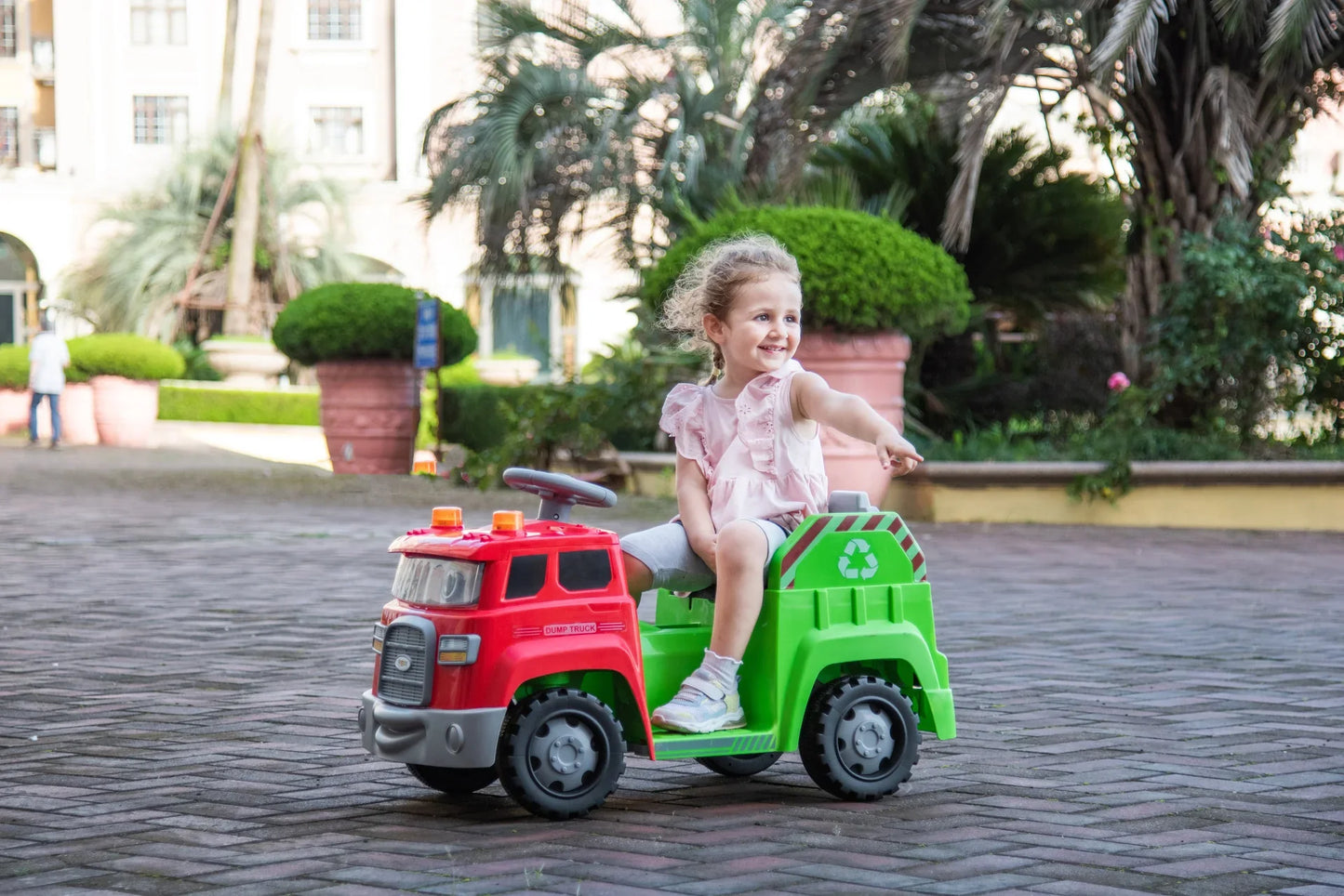 12V Dump Truck Kids Ride On Car with Remote Control