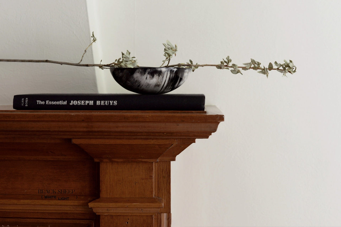 Ankole & Gyr Horn Dark Round Bowl