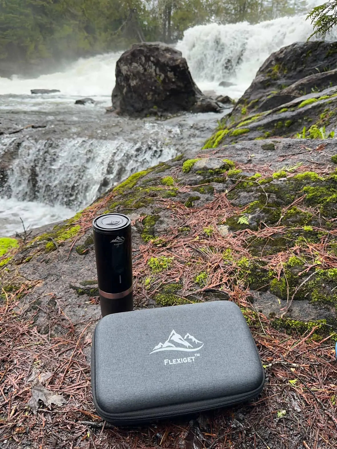 FlexiGet™ Portable Coffee Maker   –   Cordless, USB Rechargeable