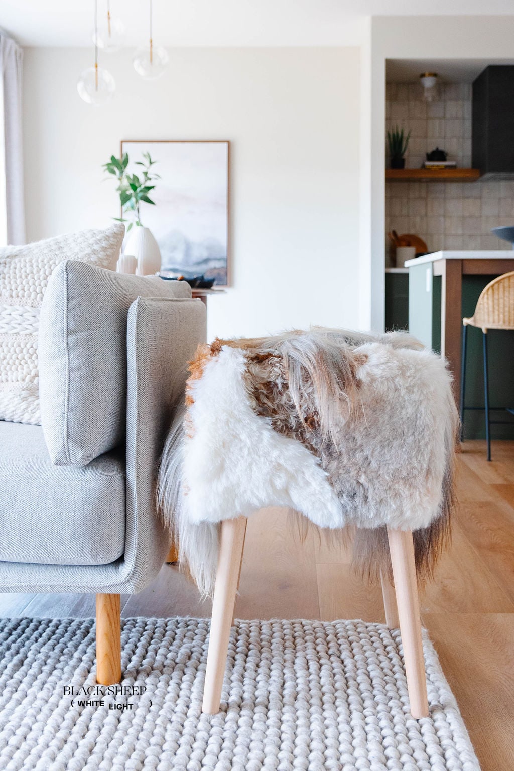 VANI - Mélange Sheepskin Stool, straight wool