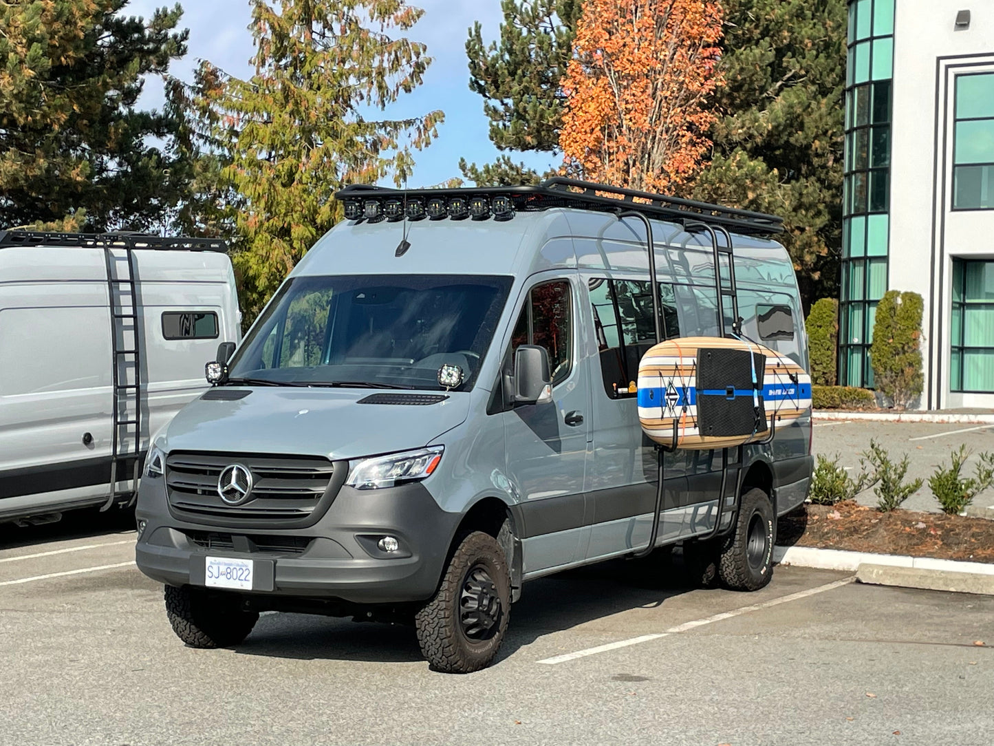 Aluminum Roof Rack For Mercedes Sprinter With Perforated Deck