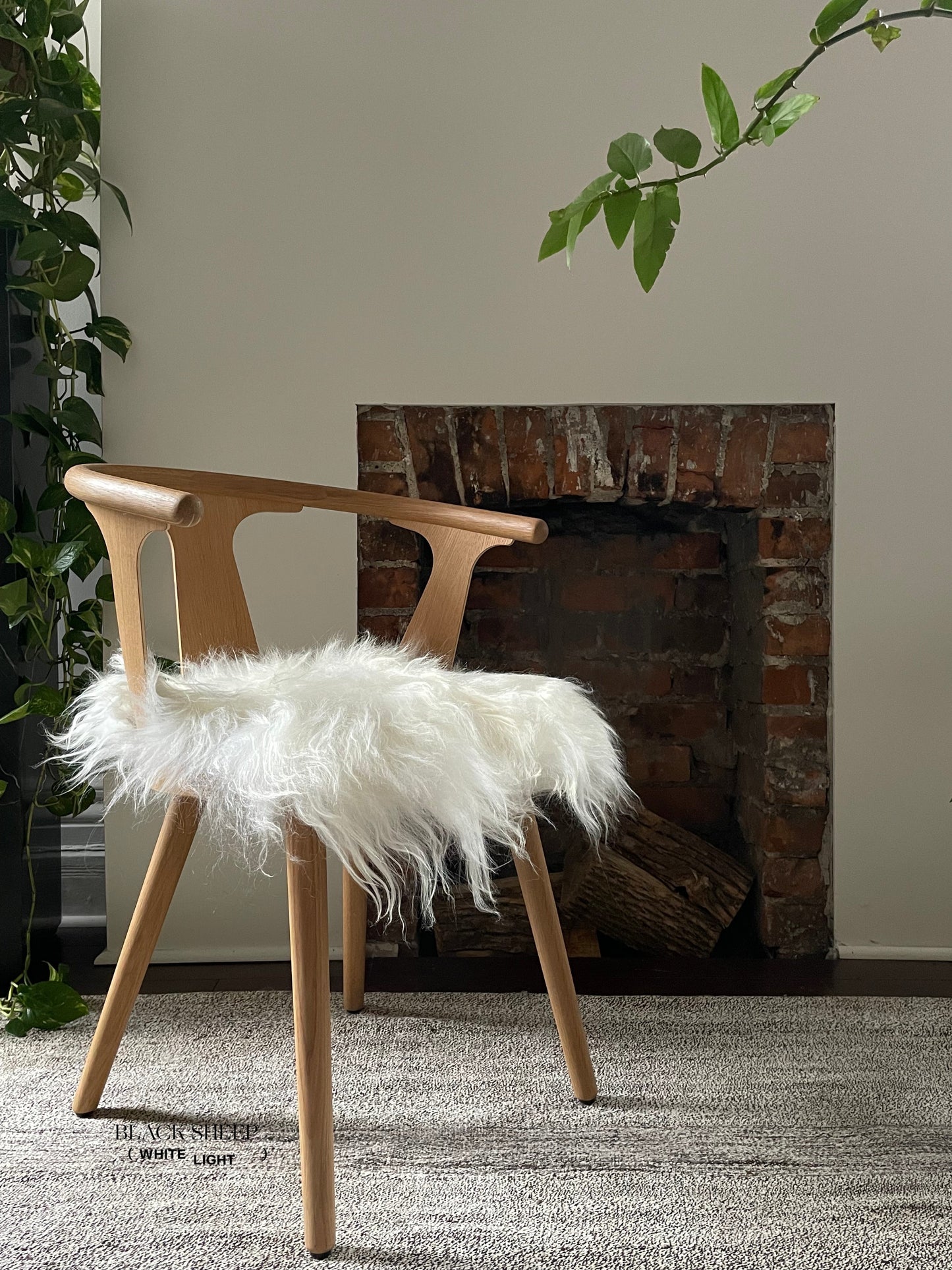 White Icelandic Sheepskin Chair Pad