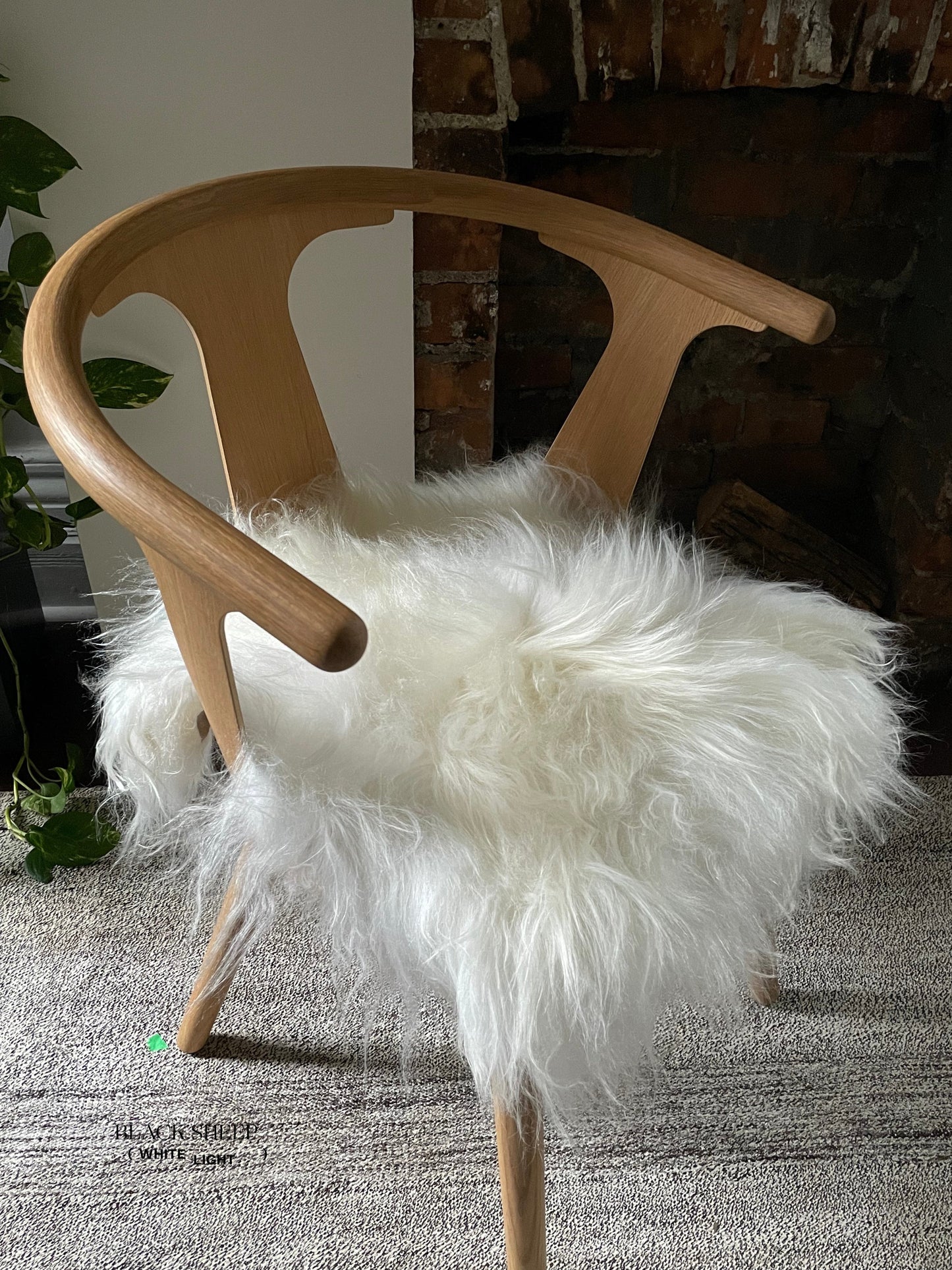 White Icelandic Sheepskin Chair Pad
