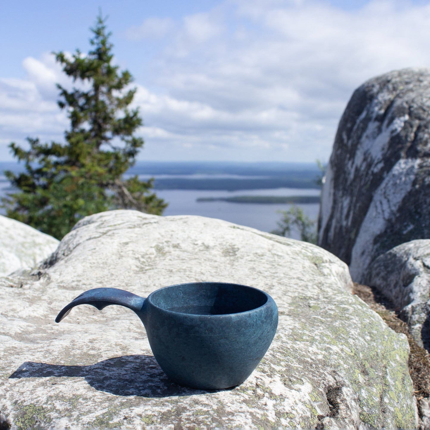 https://kupilka.fi/cdn/shop/files/Kupilka_cup_21_Blueberry_14.jpg?v=1762173051