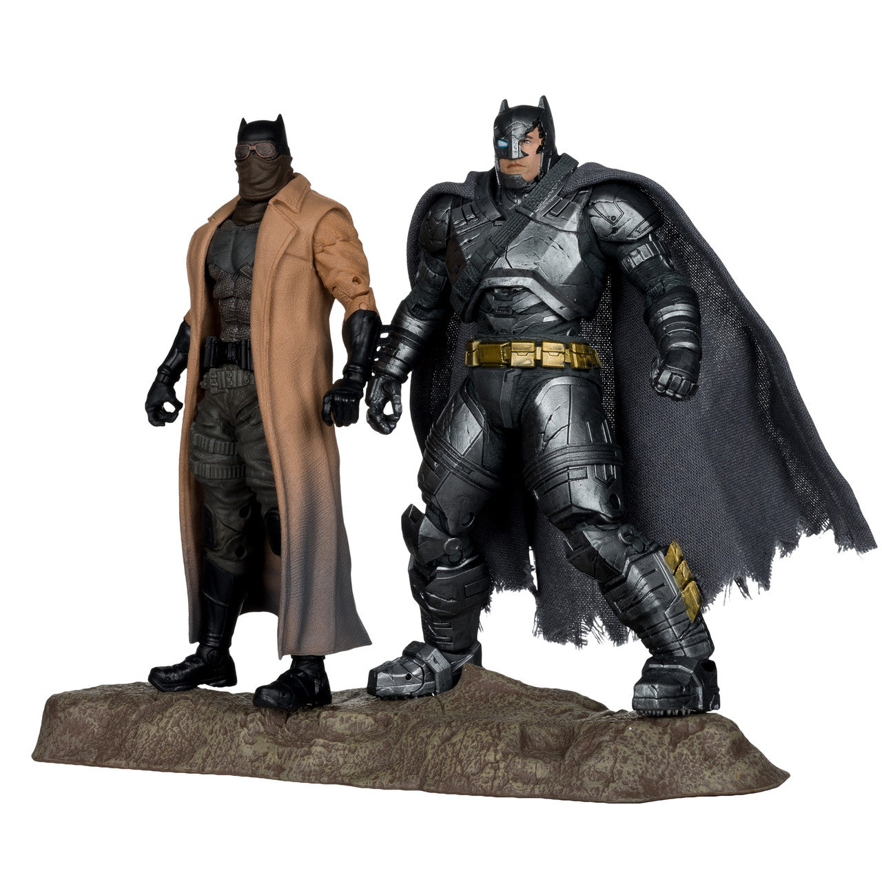 Batman Knightmare & Batman Armor Suit (Batman v Superman: Dawn of Justice) 2-Pack Gold Label