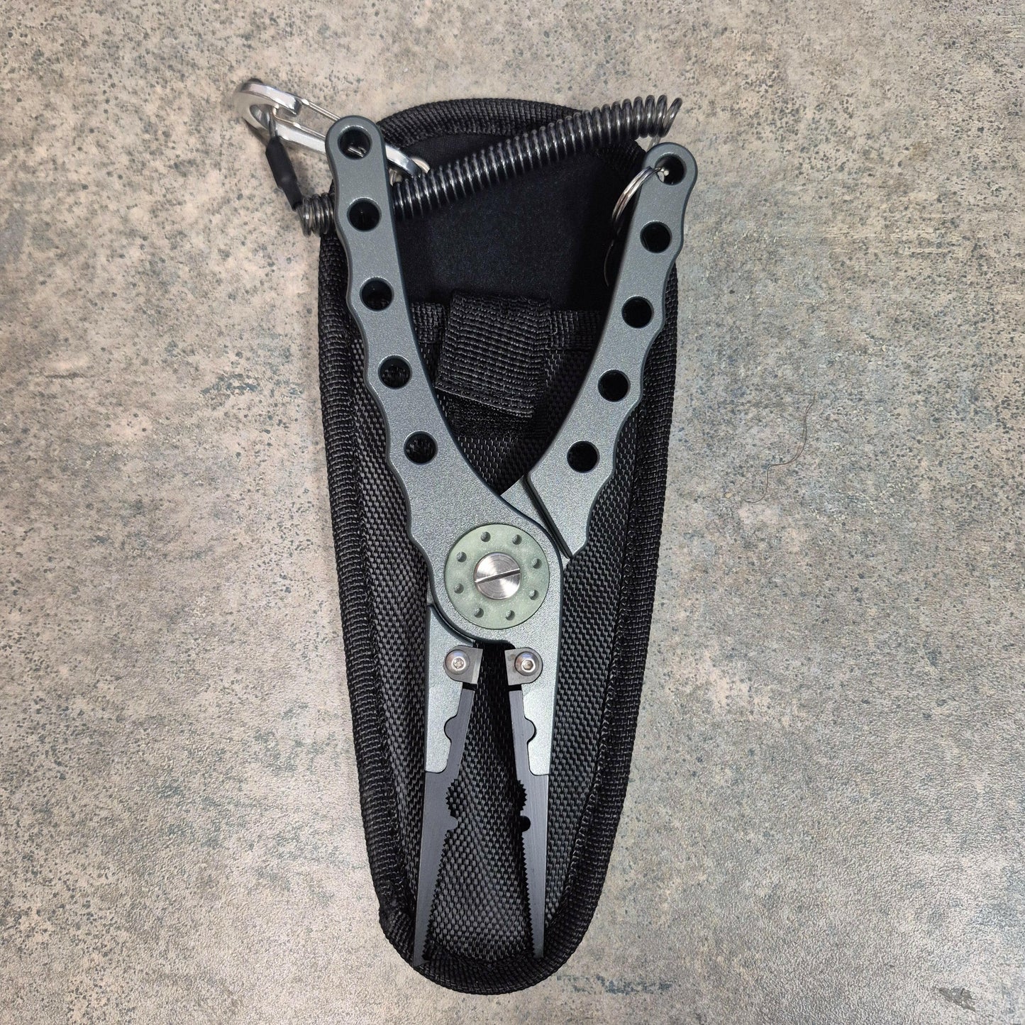 šBig Sky Fishing Pliers