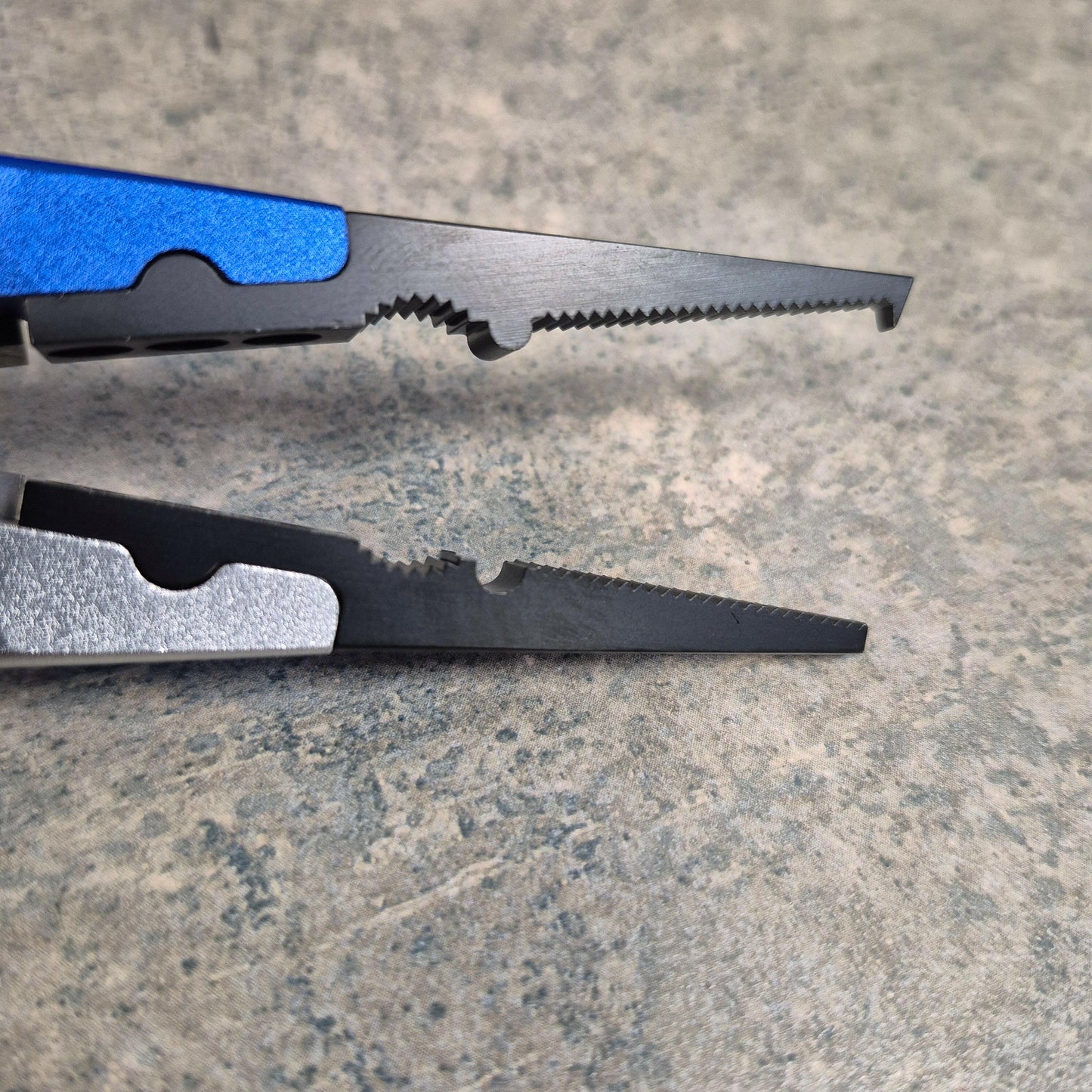 šBig Sky Fishing Pliers