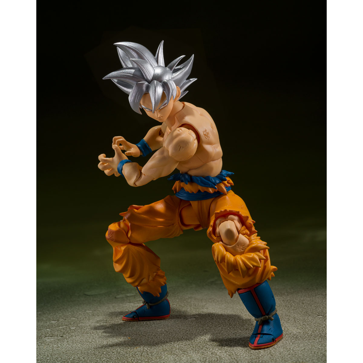 BANDAI - S.H.Figuarts SON GOKU ULTRA INSTINCT -TOYOTAROU Edition