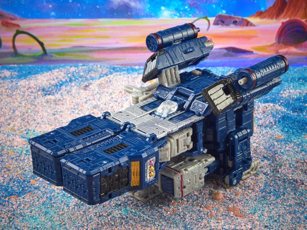 Transformers: Legacy Voyager Soundwave