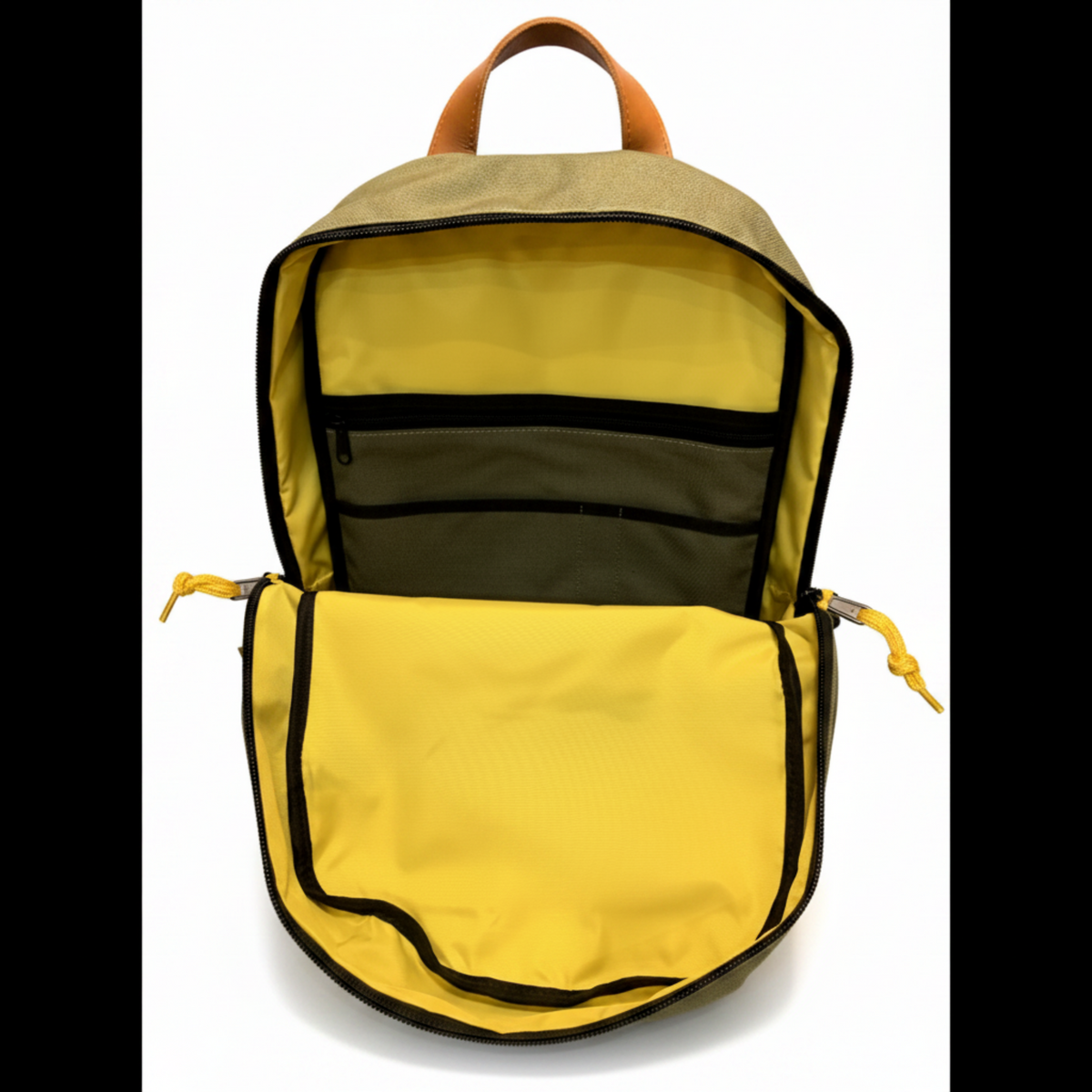 Europe Bound Trailpack 35L Capacity