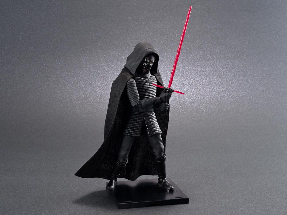 Star Wars: The Rise of Skywalker Kylo Ren 1/12 Scale Model Kit