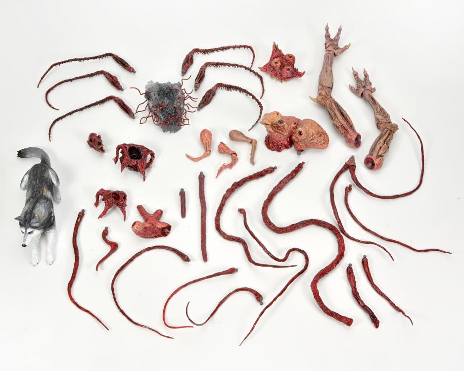 The Thing Ultimate Dog Creature Set