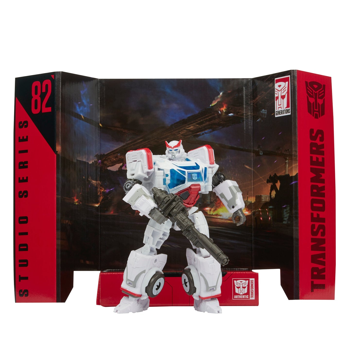 Transformers Studio Series 82 Deluxe  Autobot Ratchet