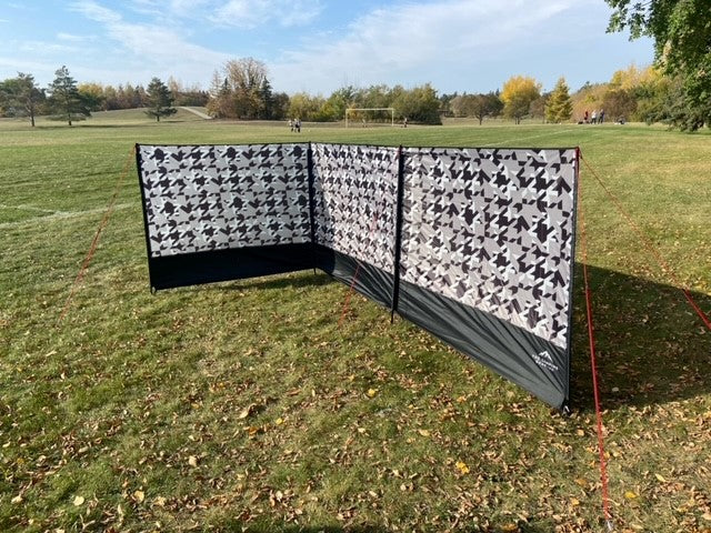 YXE Windbreak Privacy Screen -Geometric design