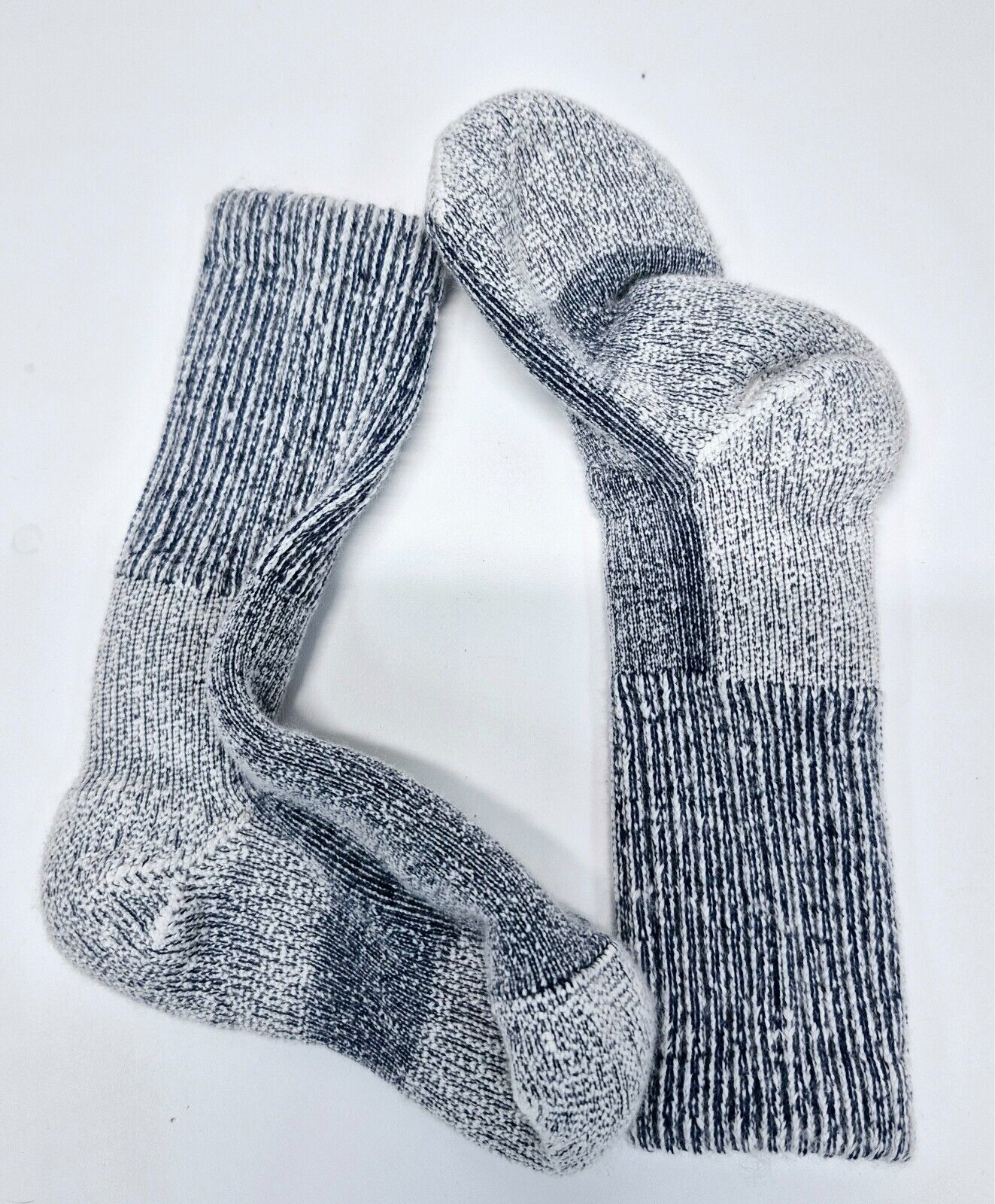 Thorlo's Kids Outdoor Thick Cushion Socks Size: 10 US Kids