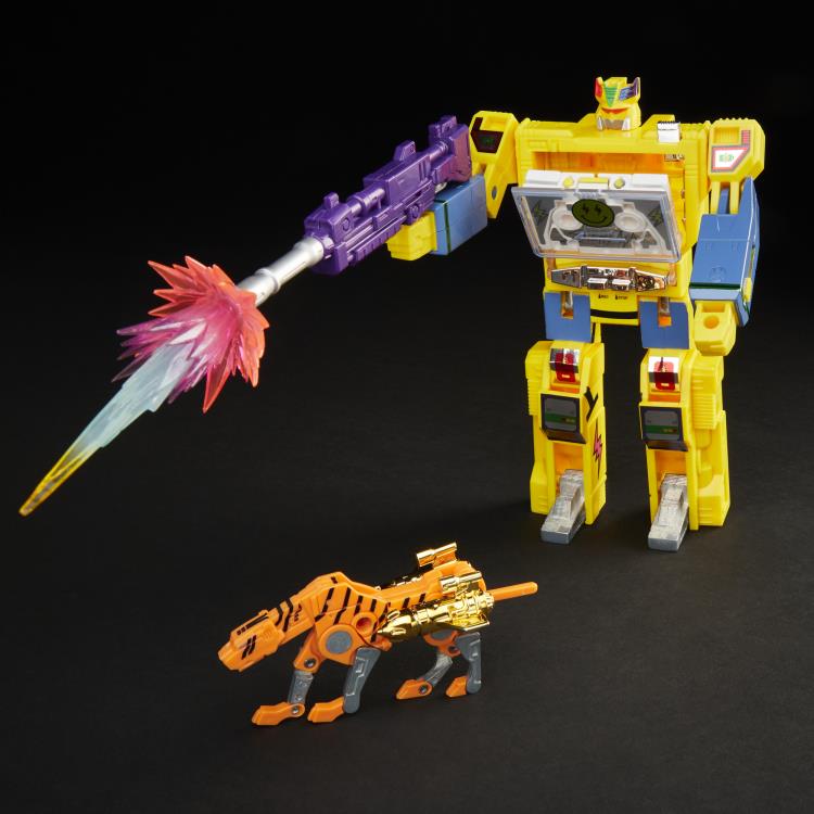 Transformers x J. Balvin Voyager J. Balvitron Exclusive Figure
