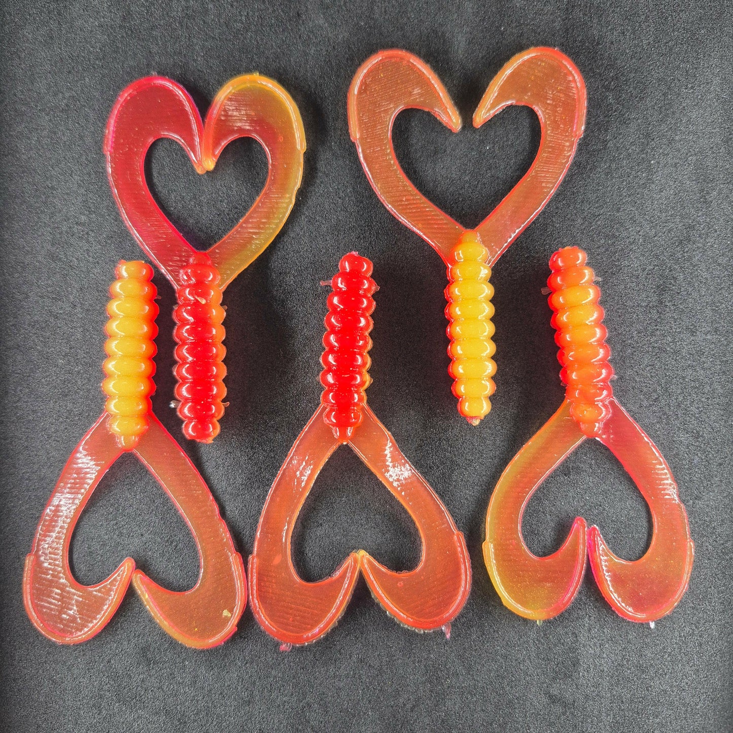 🍁Grampy's Tackle Red/Yellow Soft Plastic Grubs.