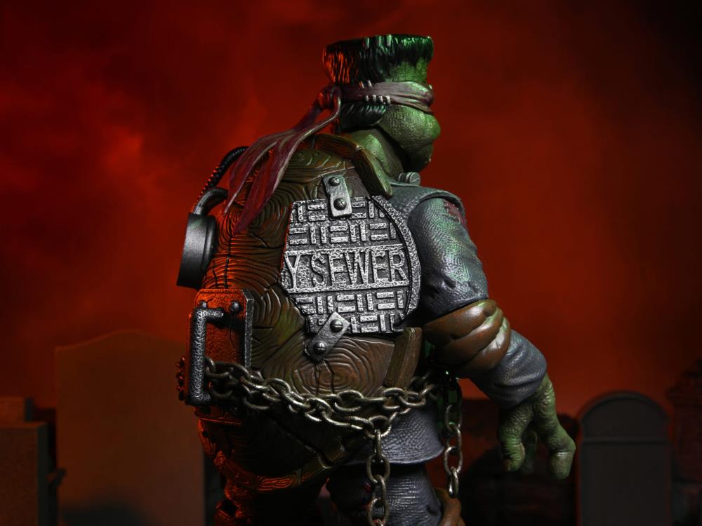 Universal Monsters x Teenage Mutant Ninja Turtles Ultimate Raphael as Frankenstein's Monster ( substanard packaging)