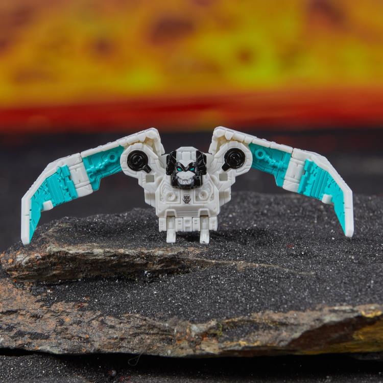 Transformers: Legacy United Star Raider Thundertron, Star Raider Nightstrike, & Infernac Universe Calcitron Exclusive