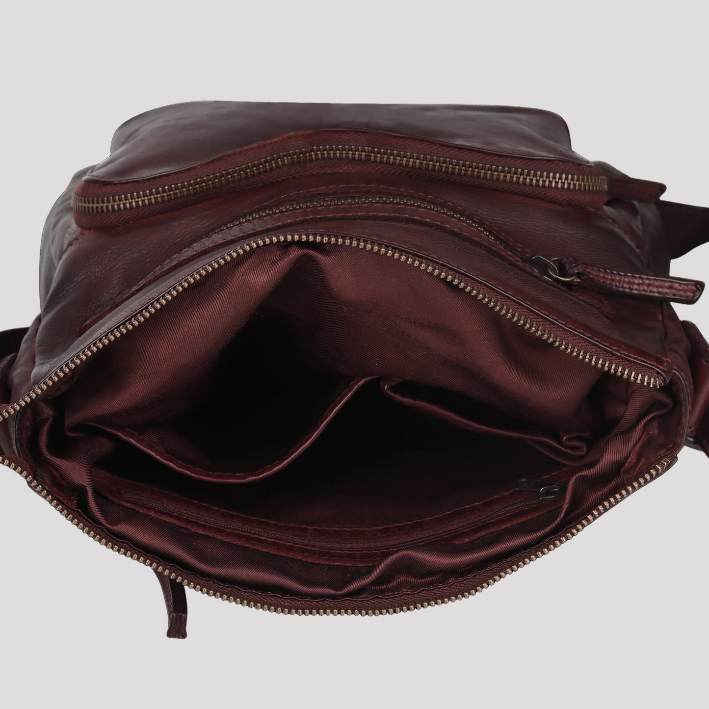 MET Front Organizer Crossbody Bag