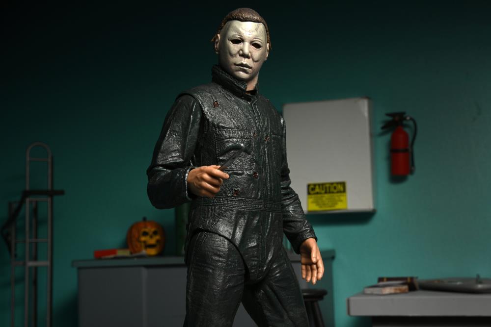 Neca - Halloween 2 Ultimate Michael Myers & Dr. Loomis Two-Pack