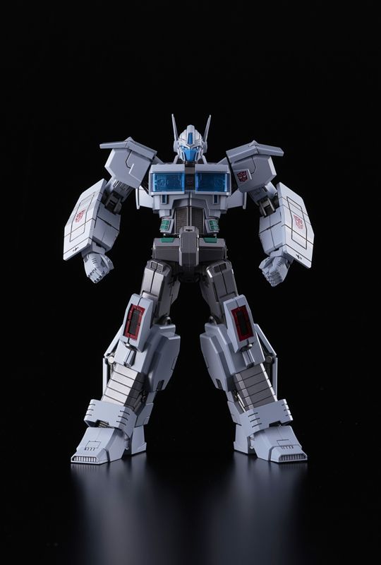 Flame Toys Furai Ultra Magnus (IDW Ver.) - Transformers