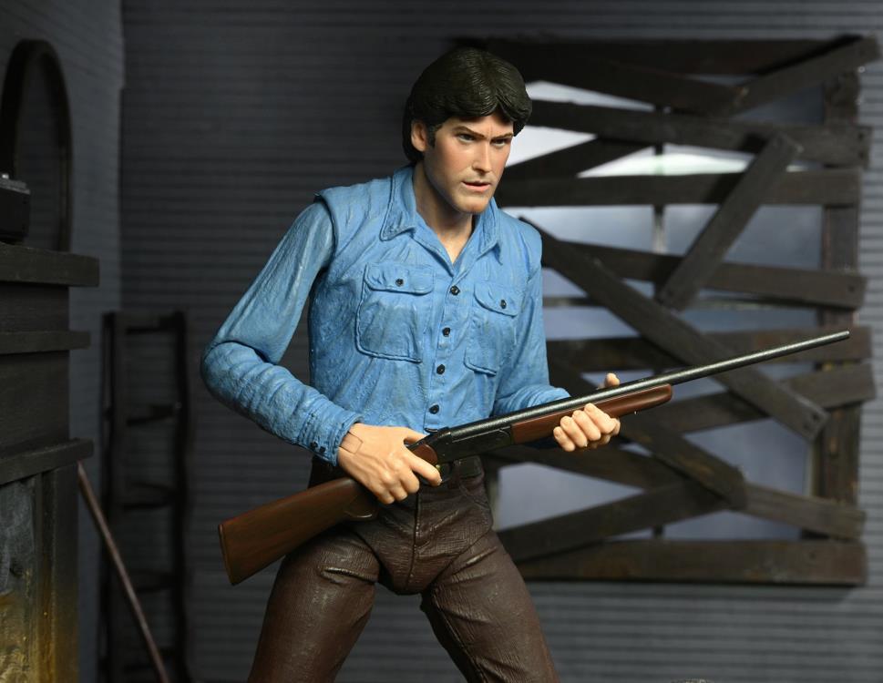 The Evil Dead 40th Anniversary Ultimate Ash Williams Figure (substandard packaging)