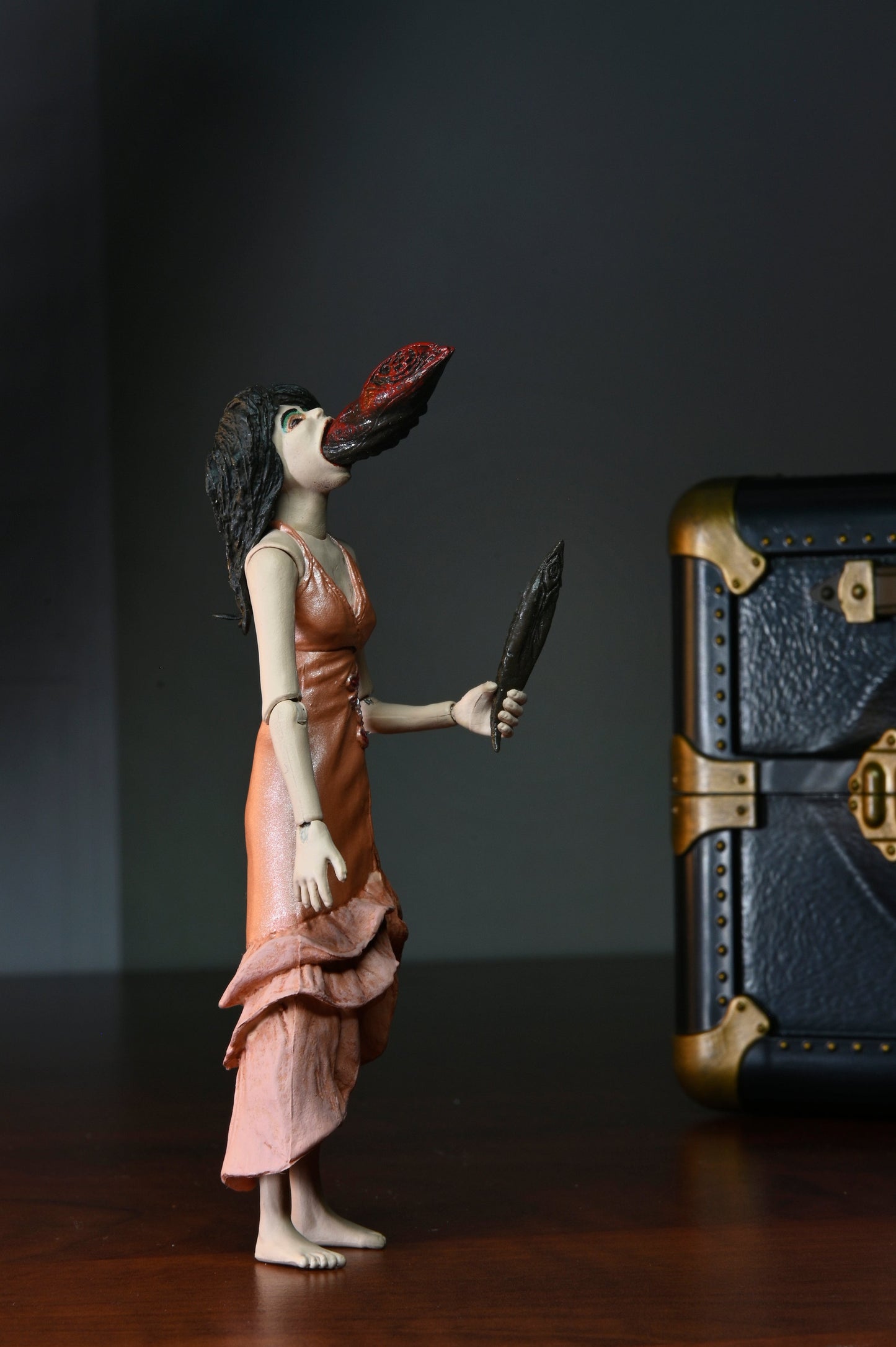 Puppet Master - 7" Scale Action Figure - Leech Woman and Toulon's Puppet