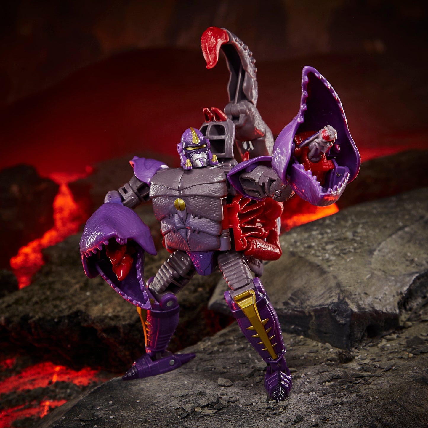 Transformers Toys Generations War for Cybertron: Kingdom Deluxe WFC-K23 Predacon Scorponok