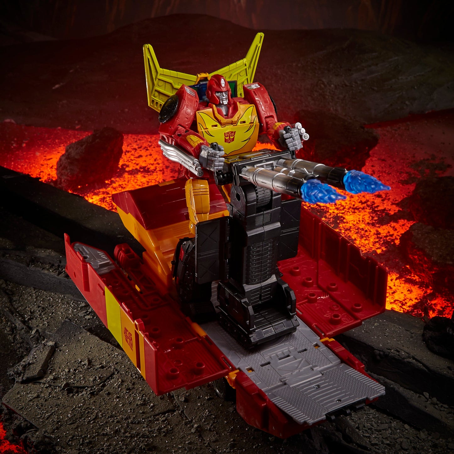 Transformers Toys Generations War for Cybertron: Kingdom Commander WFC-K29 Rodimus Prime with Trailer Action Figure,