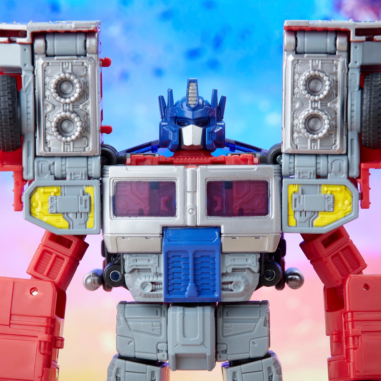 Transformers Generations Legacy Series Leader G2 Universe Laser Optimus Prime