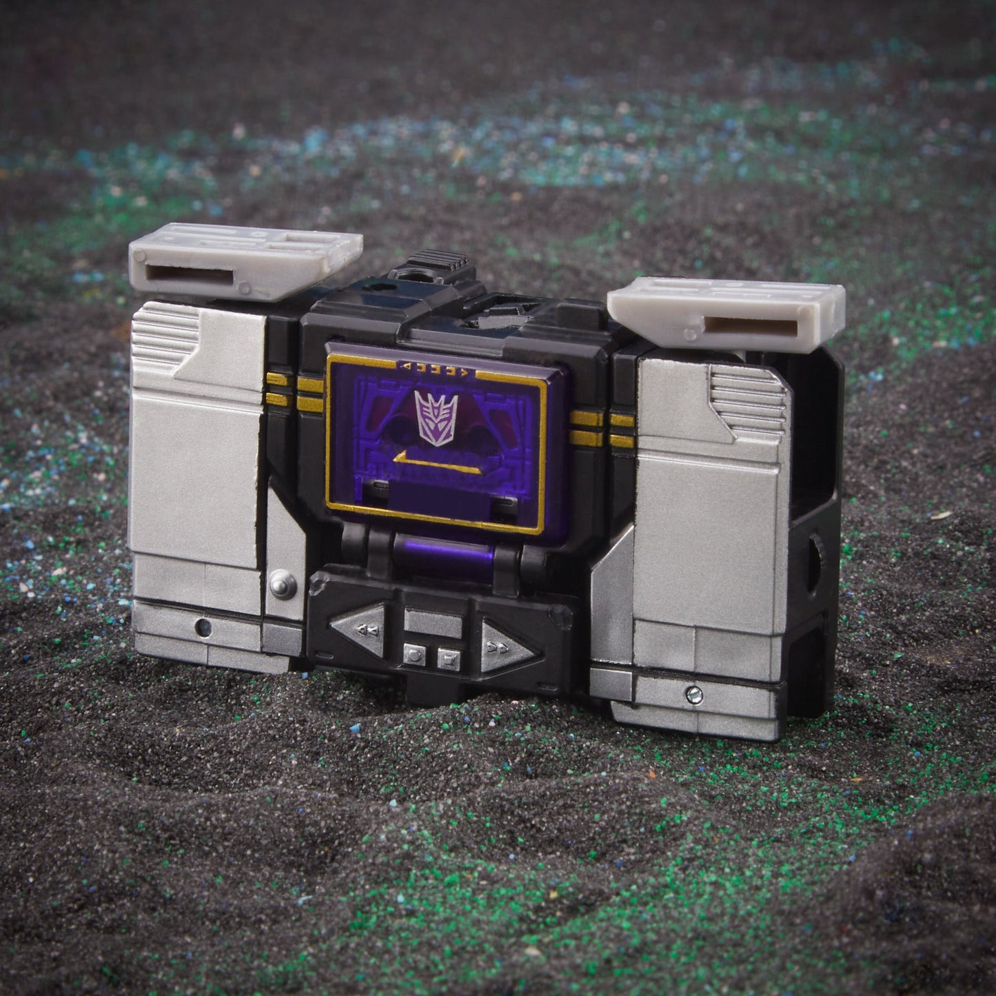 Transformers Legacy Evolution Soundblaster  Core Class