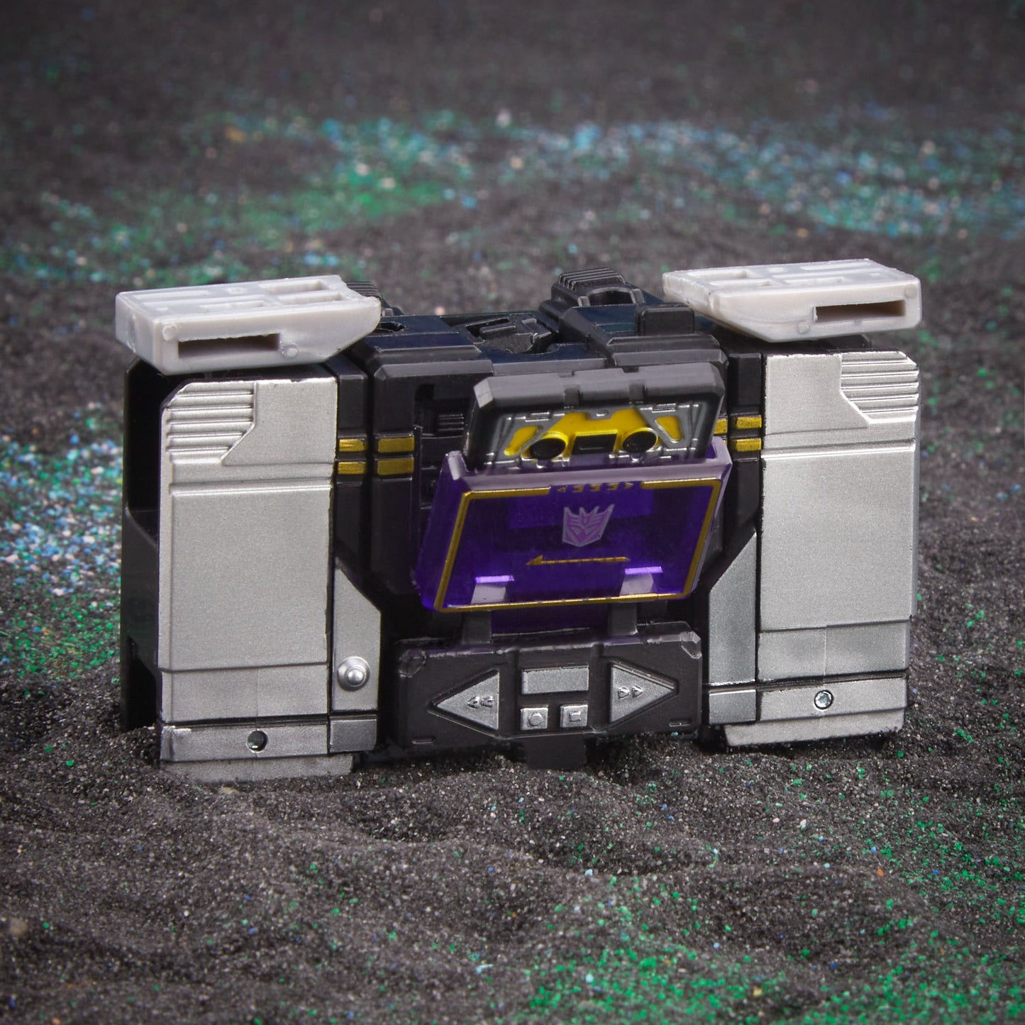 Transformers Legacy Evolution Soundblaster  Core Class
