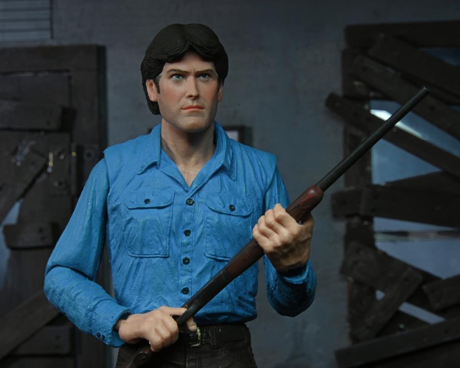 The Evil Dead 40th Anniversary Ultimate Ash Williams Figure (substandard packaging)