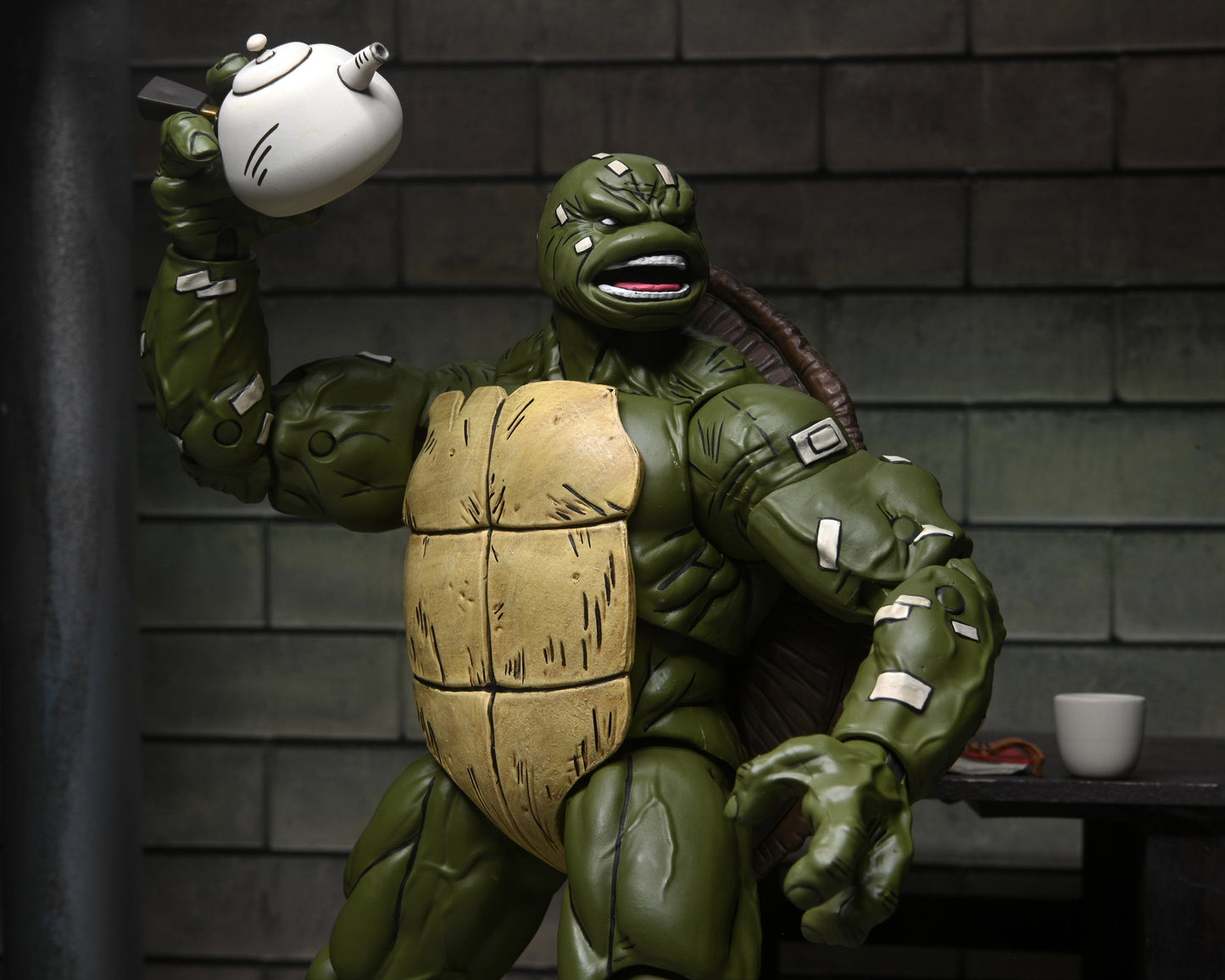 Teenage Mutant Ninja Turtles Battle Damaged Ronin - The Last Ronin
