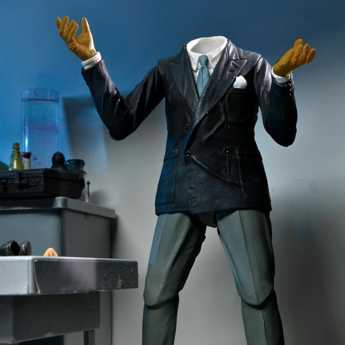 Neca - Universal Monsters - 7" Scale Action Figure - Ultimate Invisible Man
