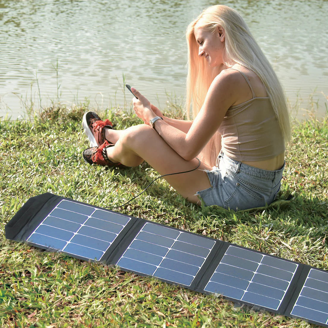 65W Folding Solar Panel