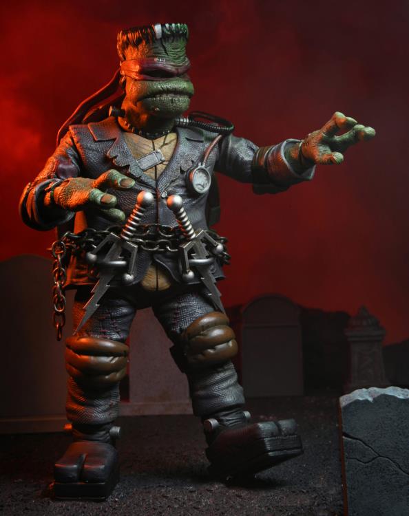 Universal Monsters x Teenage Mutant Ninja Turtles Ultimate Raphael as Frankenstein's Monster ( substanard packaging)