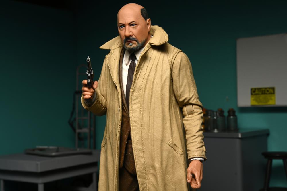 Neca - Halloween 2 Ultimate Michael Myers & Dr. Loomis Two-Pack