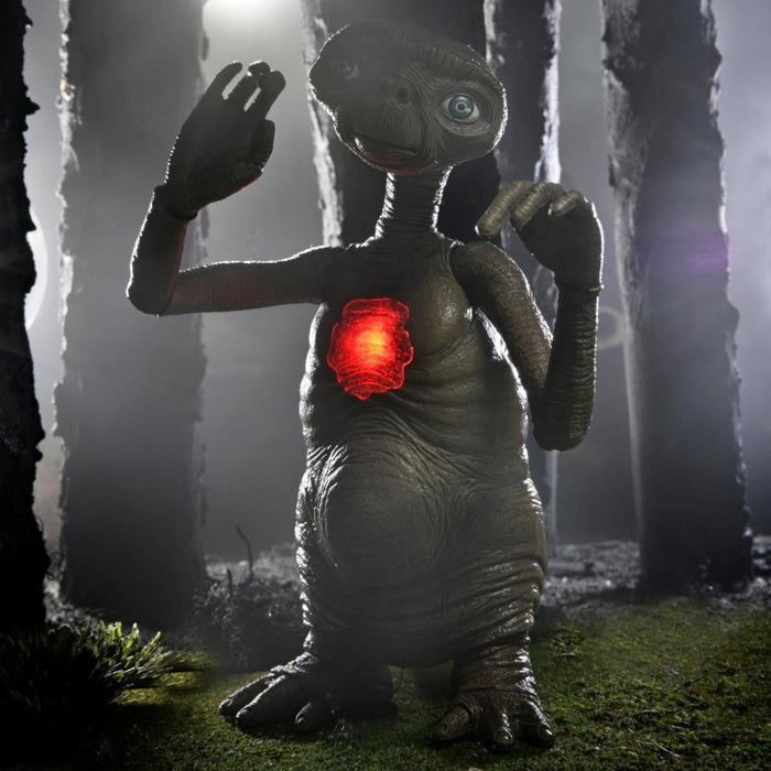 NECA 40th Anniversary Ultimate Deluxe E.T. with LED Light-up Chest