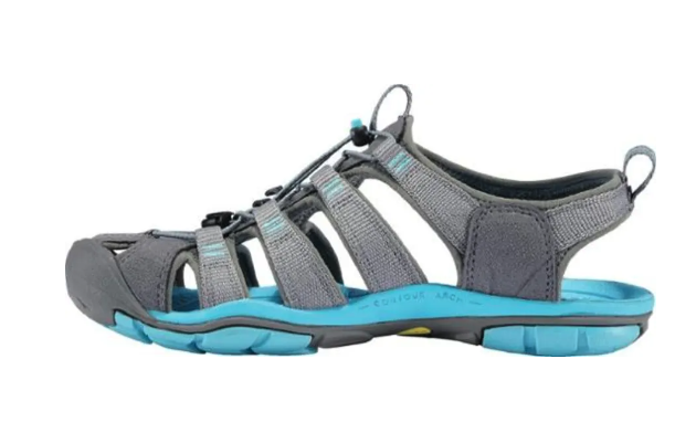 Keen Women's Clearwater CNX Sandals Sizes 5-5.5 US