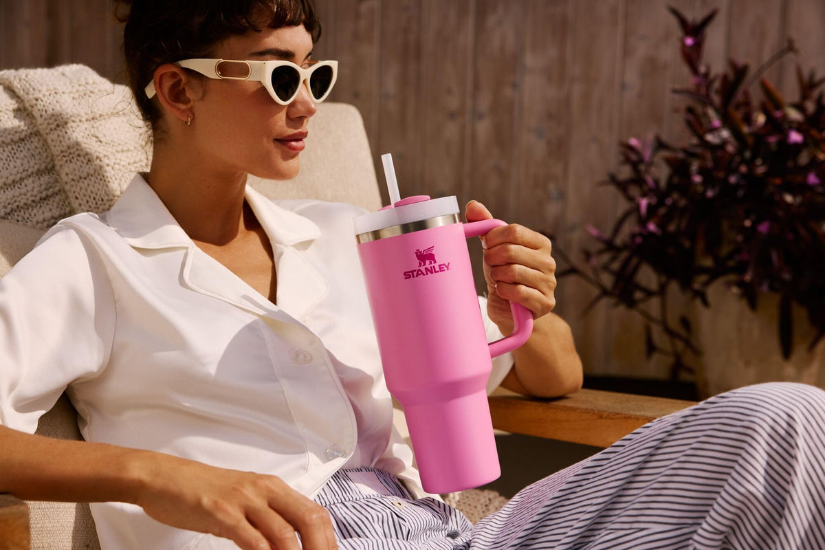 Stanley Quencher H2.0 Tumbler with Handle and Straw 30 oz | Flowstate 3-Position Lid | Cup Holder Compatible for Travel | Insulated Stainless Steel Cup | BPA-Free | Azure 🍁 All In One Marketplace Canada