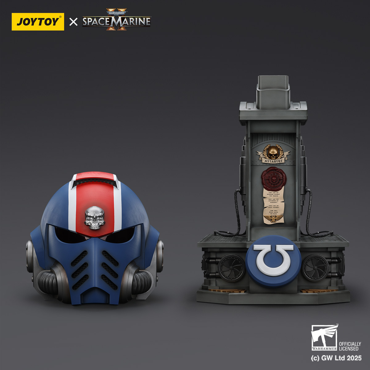 JOYTOY - Ultramarines Lieutenant Titus' MKX Helmet & Display Stand