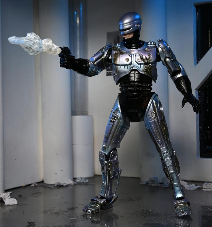 NECA - Ultimate Battle Damaged RoboCop with Chair