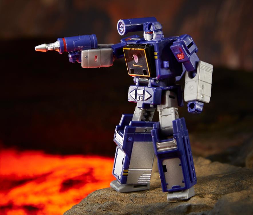 Transformers War for Cybertron: Kingdom Core Soundwave
