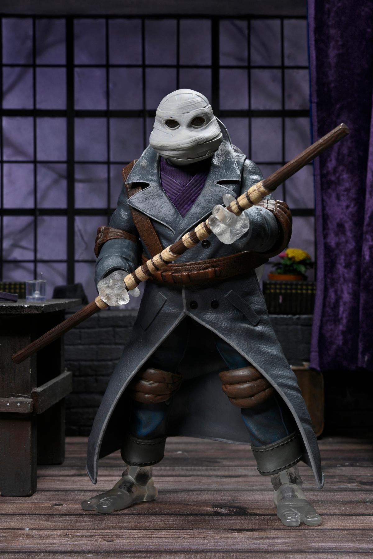 Neca - Universal Monsters x Teenage Mutant Ninja Turtles - Ultimate Donatello as The Invisible Man