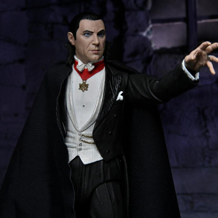 Universal Monsters – 7" Scale Action Figure - Ultimate Dracula - Transylvania