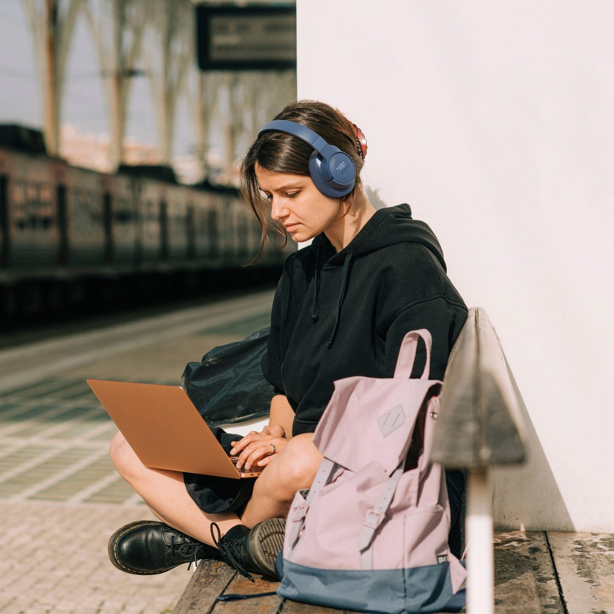 JBL Tune 770NC - Adaptive Noise Cancelling with Smart Ambient Wireless Over-Ear Headphones, Bluetooth 5.3, Up to 70H Battery Life with Speed Charge, Lightweight, Comfortable & Foldable Design (Blue) 🍁 All In One Marketplace Canada