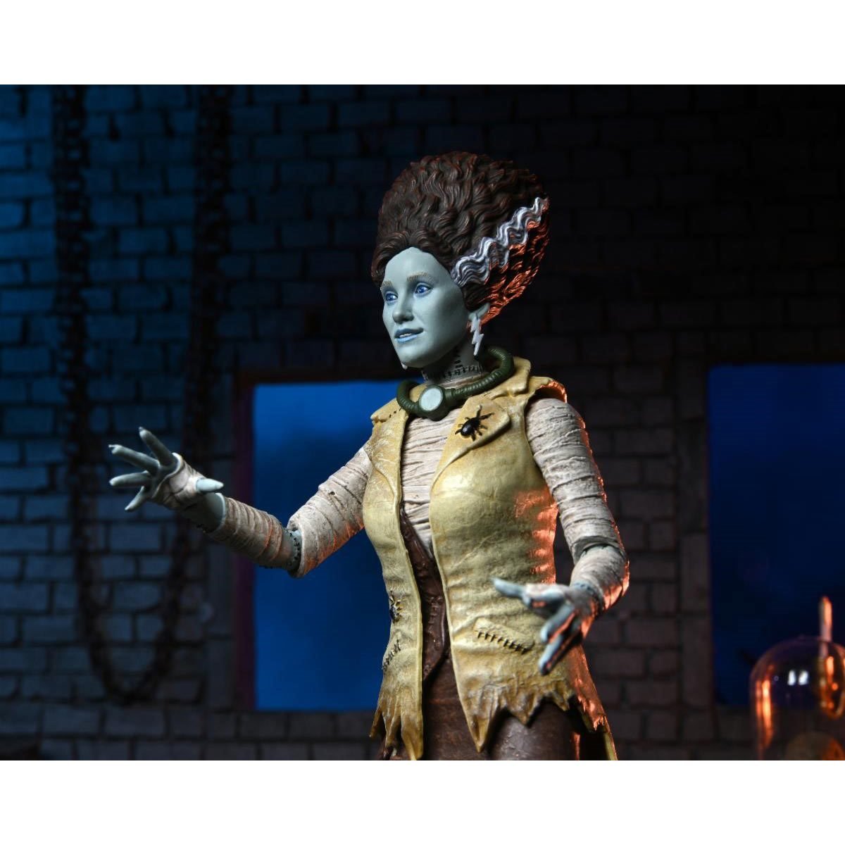 Neca - Ultimate April O Neil as Bride of Frankenstein - Judith Hoag