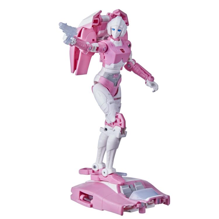 Transformers War for Cybertron: Kingdom Deluxe Arcee